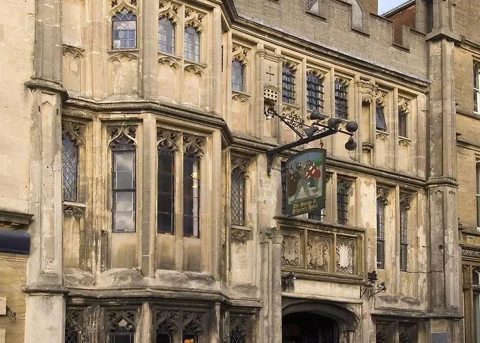 George & Pilgrims Hotel
